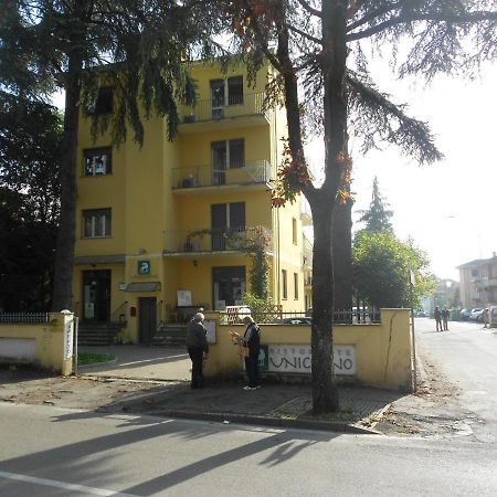 Residence Il Rampicante Monticelli Terme Exteriér fotografie