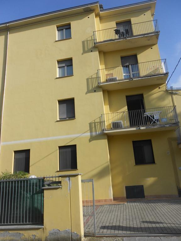 Residence Il Rampicante Monticelli Terme Exteriér fotografie